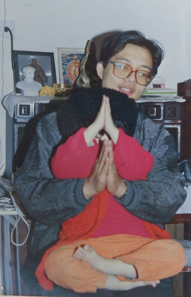 绘画|为了学画，她小学一年级辍学，如今唱歌、跳舞全才却单身一人