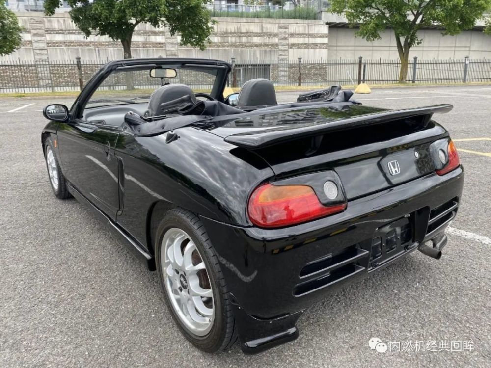3缸kcar中置后驱敞篷的本田beat660