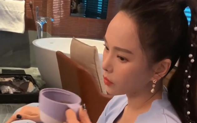 伊能静|内涵李子柒、拉踩宁静，伊能静人设崩塌的原因是有人黑她？