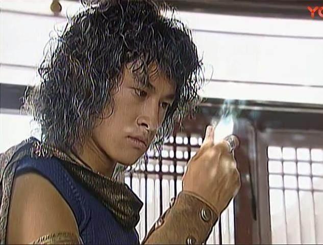 风云之中来历最为强大的神兵就是雪饮刀和绝世好剑了,这两大神兵的