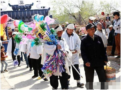 农村老人去世,外甥可以打幡吗?看完这个你就知道了!