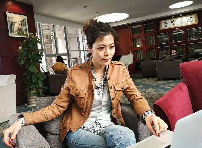 陈果|复旦导师陈果书法欣赏：见字如见人，和她的演讲一样有感染力