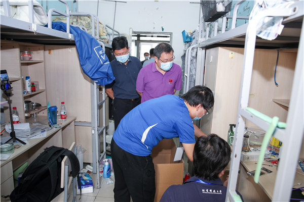 毕业|毕业季成“毕业寄”：北科大900余名教师为毕业生寄送行李