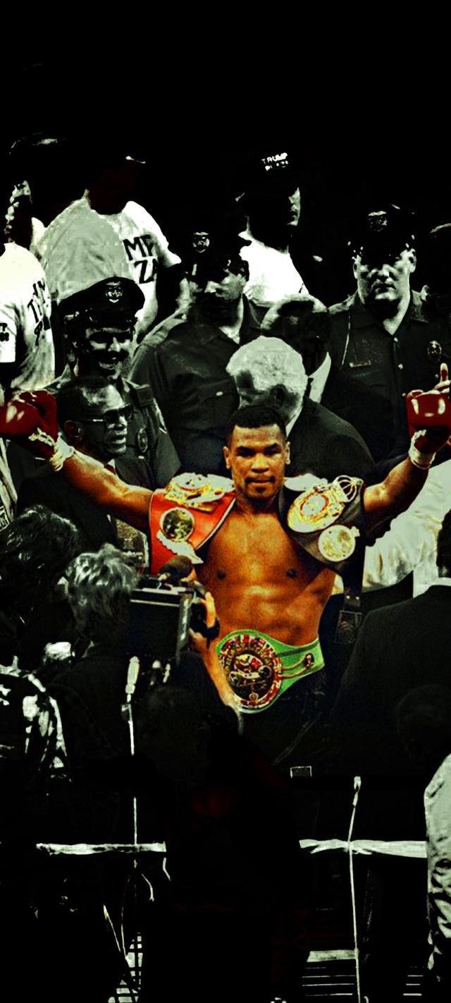 泰森蝉联重量级冠军金腰带数载,是世界拳坛当之无愧的最具有观赏性的