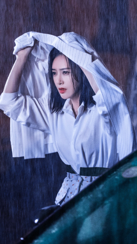 秦岚|秦岚：直面中年，说出来别人就不嫌我老了