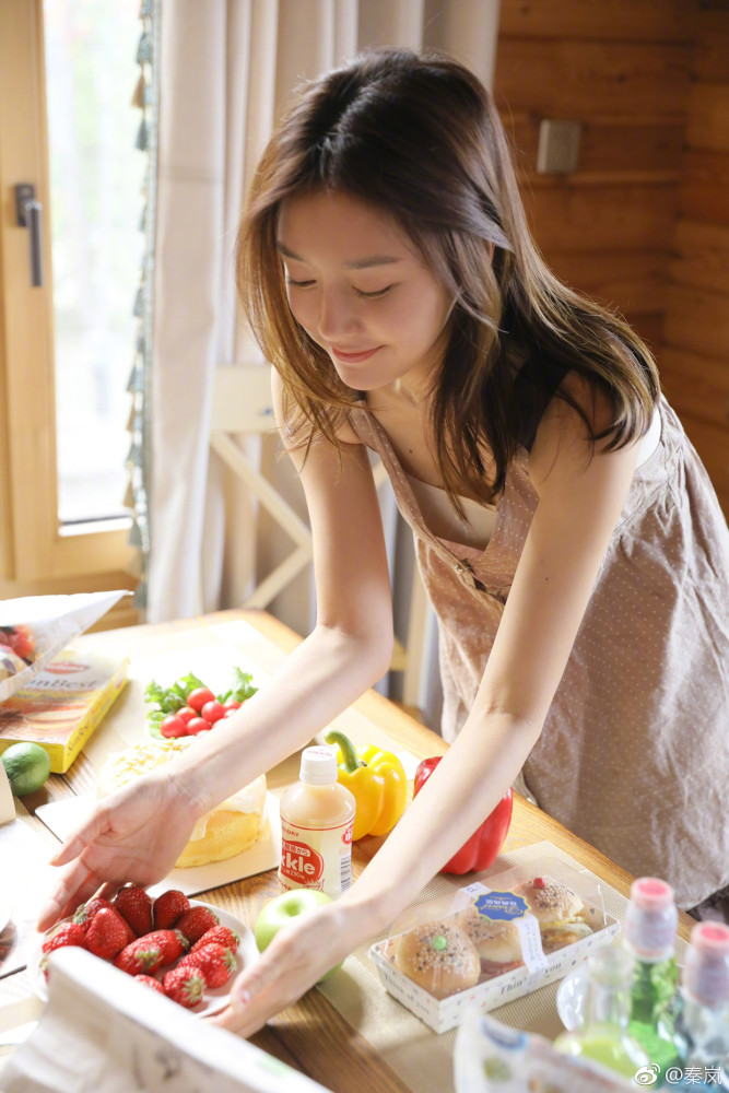 秦岚|秦岚：直面中年，说出来别人就不嫌我老了