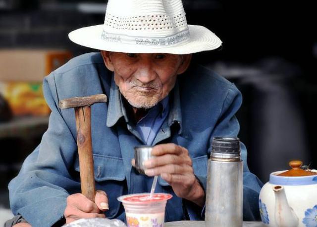 周桂英|古人讲“雷打真孝子，财发狠心人”，啥意思？读懂此话受益终身