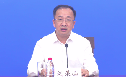 邓道伟说,孝感按市场化,法制化和便利化要求,建立六大机制,确保优化营