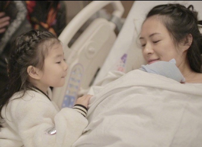 汪峰|闺话丨二胎产后六个月，章子怡辟谣怀三胎：嫁给汪峰后的她，完全变了样