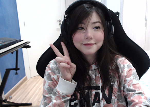 选手都馋mayumi?faker送火箭,doinb被误解后求生欲极强!