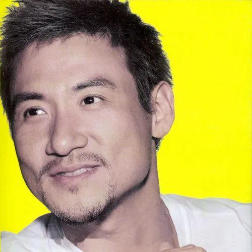 张学友|张学友隐退，谭咏麟热衷慈善，曾经的乐坛神话现在都怎么样了？