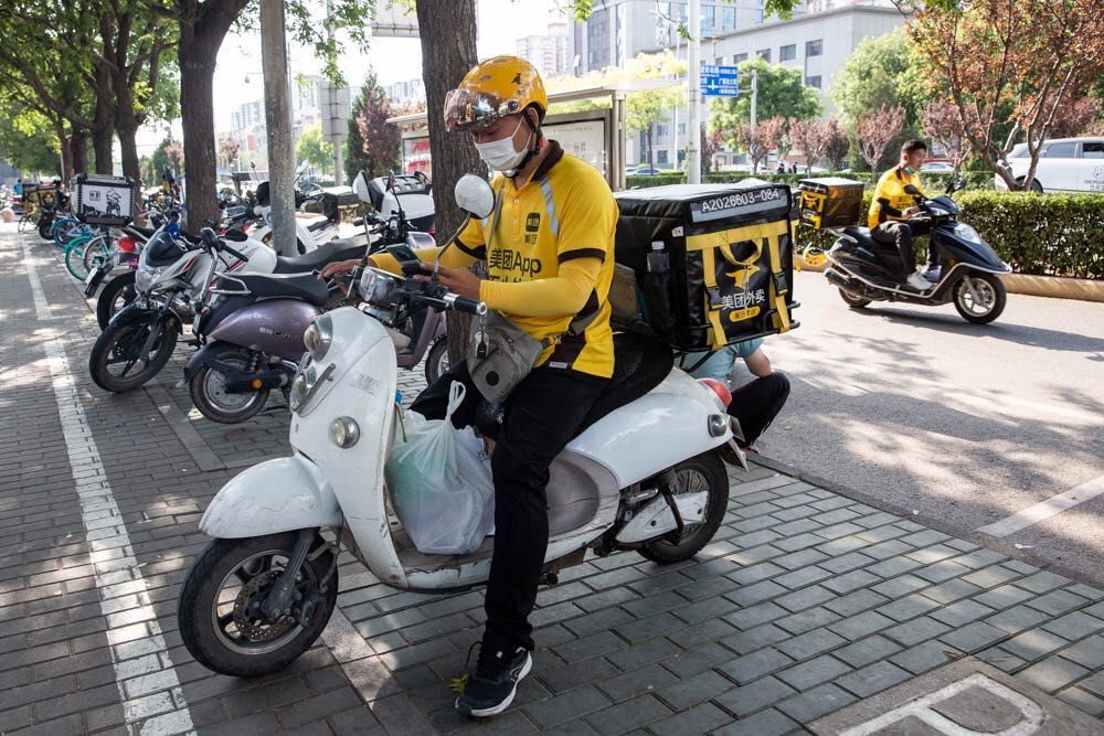 商家出餐较慢是影响外卖骑手配送时间主要因素