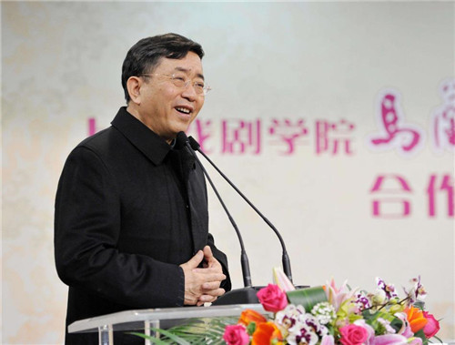余秋雨|余秋雨把“乐”读成“lè”，近万人留言批评：这个字应读“yào”