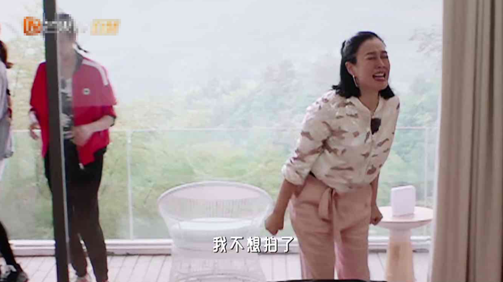 钟丽缇|钟丽缇的出现，带着独属于“港风一代”的女神风采