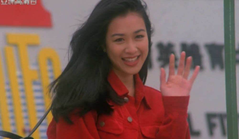 钟丽缇|钟丽缇的出现，带着独属于“港风一代”的女神风采