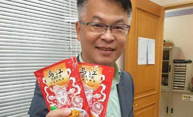 榨菜吃多了想喝三峡水榨菜哥黄世聪又来造谣三峡大坝