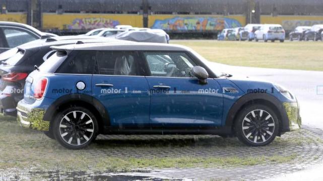 新款MINI COOPER SE五门版谍照曝光