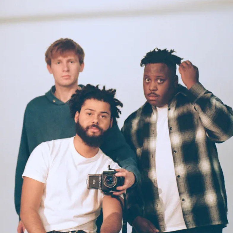 injury reserve|美国32岁男歌手突然离世 独留4个幼儿