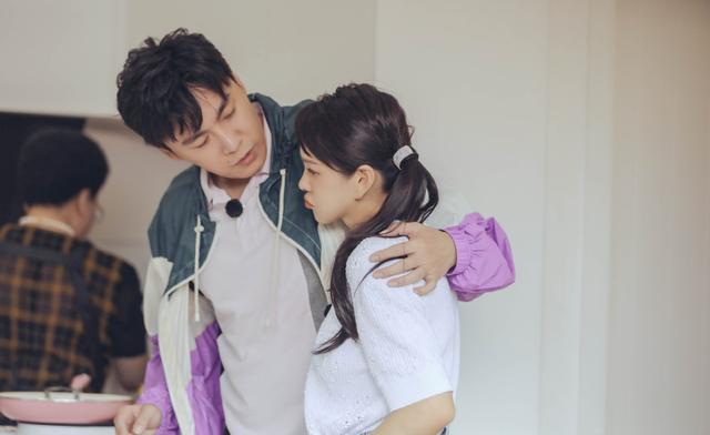 秦昊|伊能静不满秦昊争吵，和事佬婆婆从中调解，秦昊心疼愧疚最终服软