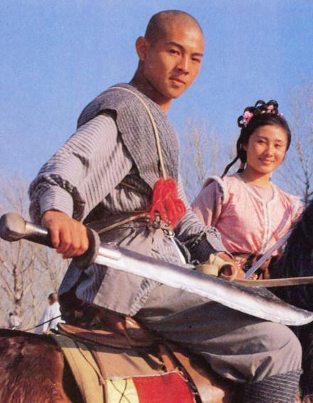 丁岚|“牧羊女”丁岚：当红移民新加坡，落魄后回国“捞金”，今成富婆