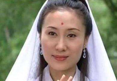 丁岚|“牧羊女”丁岚：当红移民新加坡，落魄后回国“捞金”，今成富婆