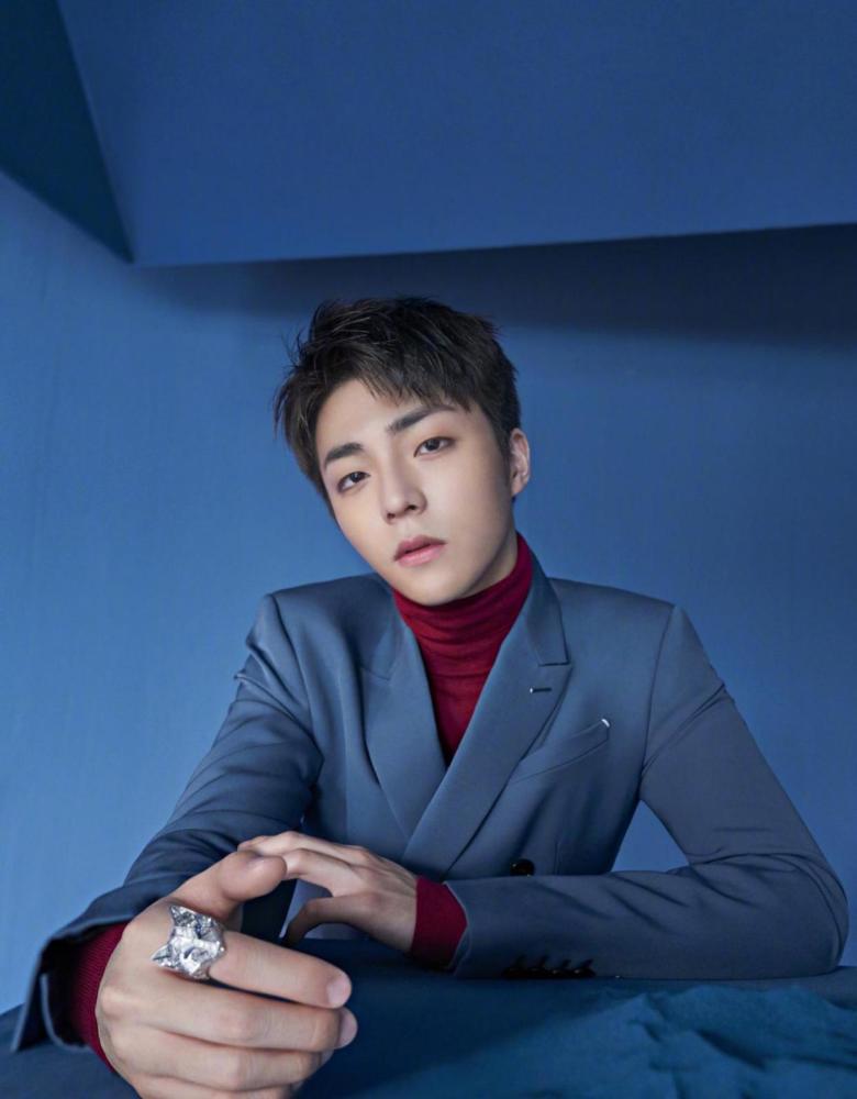 陈立农超短发造型撞脸华晨宇精致颜值帅气加成比从前更成熟