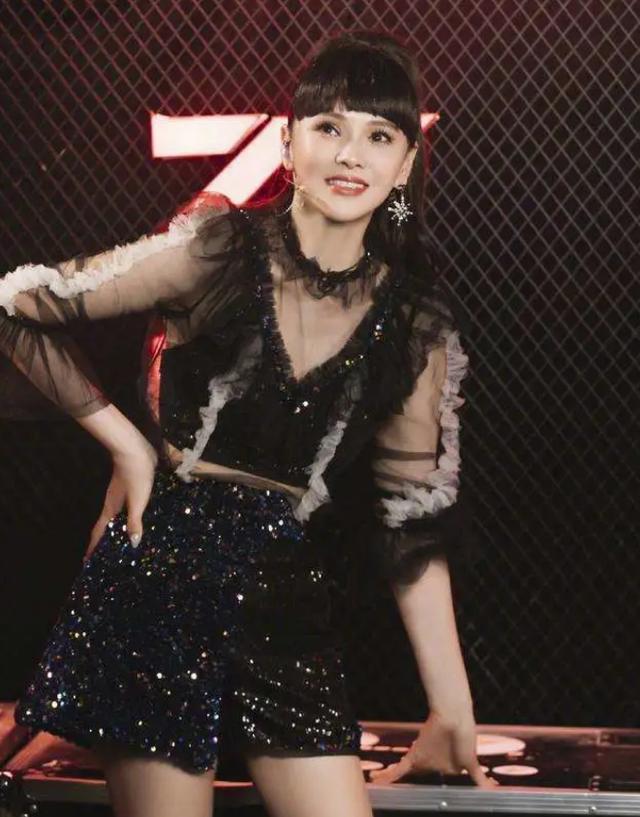 伊能静|内涵李子柒、拉踩宁静，伊能静人设崩塌的原因是有人黑她？
