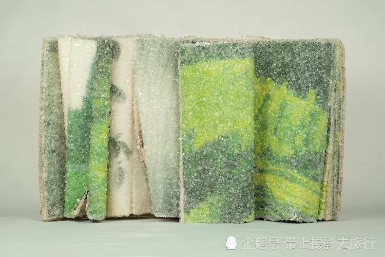 水晶|他用9年时间研究书籍，把书变成水晶艺术品，赋予书第2次生命