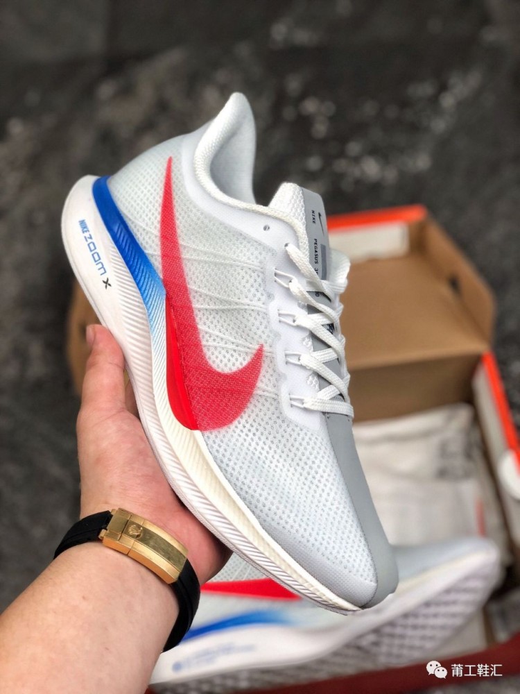 夏日高颜值跑鞋登场颜值脚感均在线耐克pegasus35飞马开箱