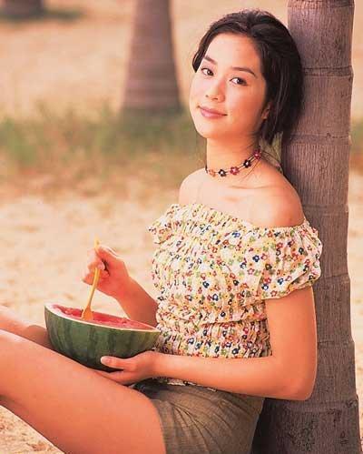徐子淇|徐子淇的前半生：24岁嫁豪门，8年生4胎，如今稳坐“千亿阔太”