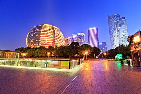 只选择了36个标的城市,分别是4个直辖市,27个省会城市和自治区首府