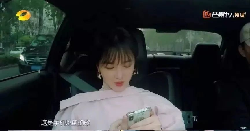 于小彤|年度尴尬情侣？