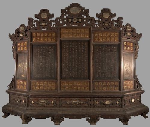 屏风|太古曹家有一个百寿大屏风，上面写的三句名言，看完就能受到教育