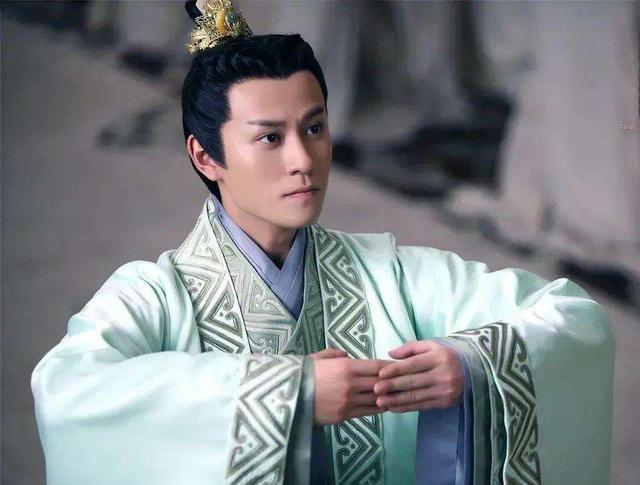 屏风|太古曹家有一个百寿大屏风，上面写的三句名言，看完就能受到教育