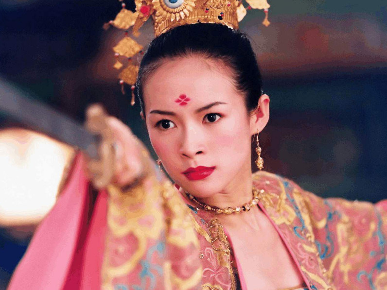章子怡|章子怡小腹凸起，引发三胎传闻，本尊回应家里确实迎来两位新成员