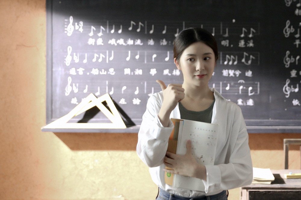 潇湘家书湖南卫视上线石洁茹荧屏首秀用眼睛讲故事