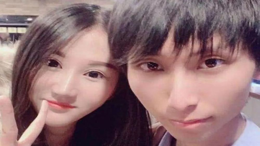 梦泪带鸽子兮甜蜜双排,失误选错英雄惹梦嫂生气,拿到mvp后:久诚附体