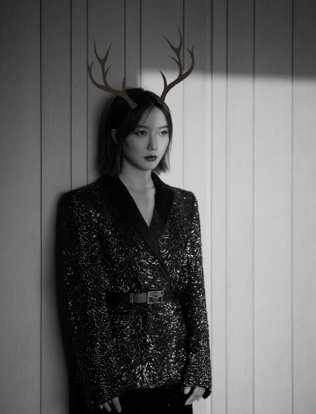 王珞丹深夜帮同事"寻鸭"后续:宠物鸭被宰食,王思聪也养过同款