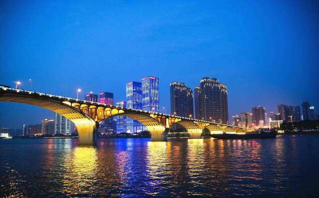 2020湖南省城市人均_湖南张家界这个城市,人均超5万,经济发展迅速