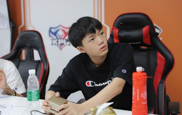 qg杰杰18256分马超全网唯一马超天花板七成网友认为另有其人