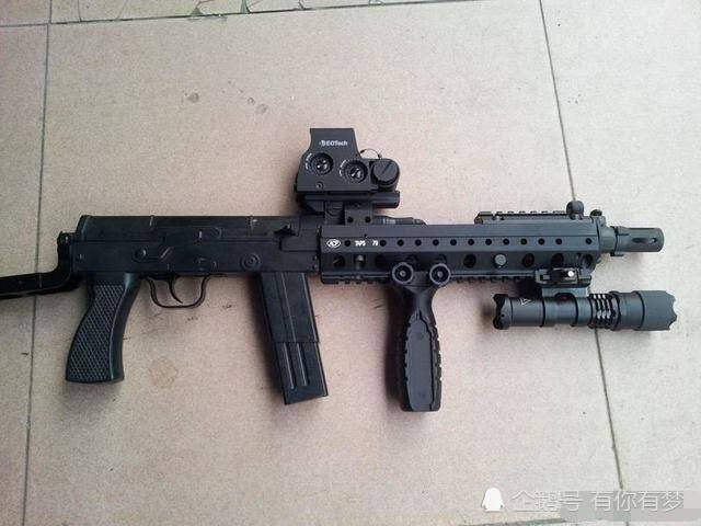 79式微声冲锋枪暴改款亮相 太惊艳了 腾讯新闻