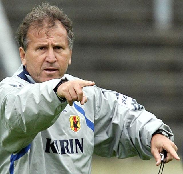 济科为何不是球王巴西人没世界杯天然瘸腿旅欧也无高光表现