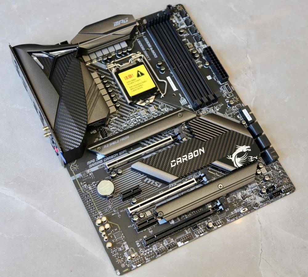 微星mpgz490gamingcarbonwifi主板开箱小测