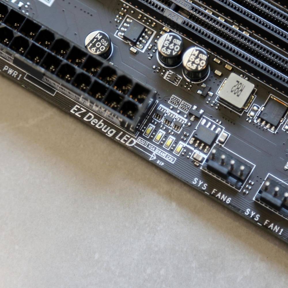 微星mpgz490gamingcarbonwifi主板开箱小测