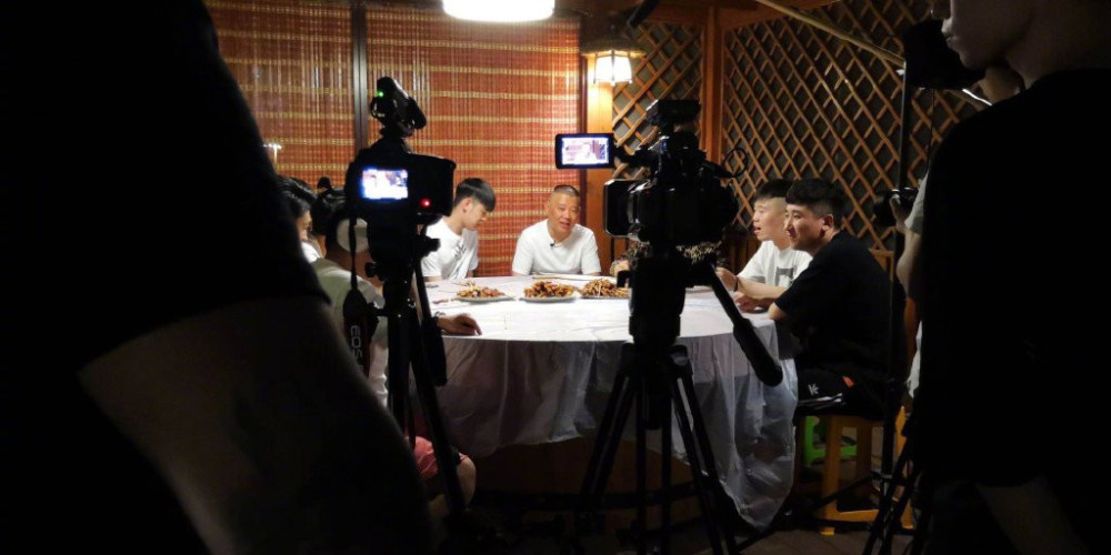德云社团|德云社团综开录，《极限挑战》前总导演严敏加盟，他能带来什么？