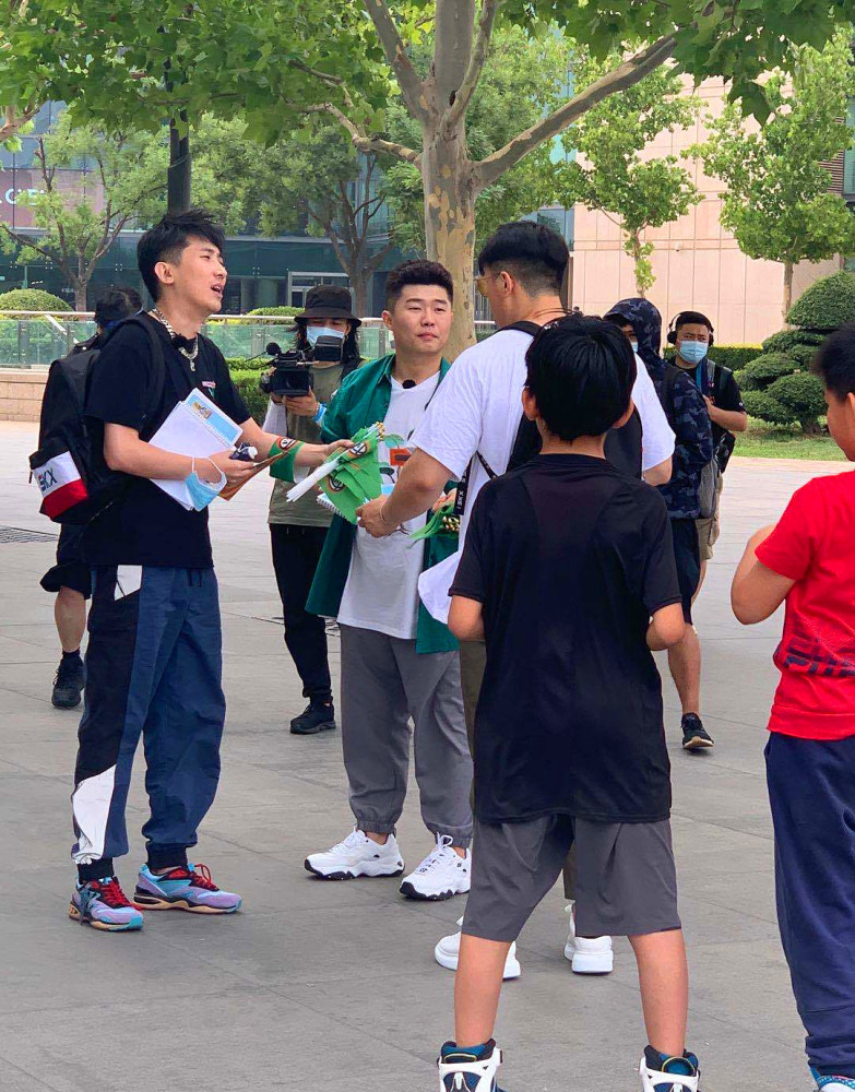 德云社团|德云社团综开录，《极限挑战》前总导演严敏加盟，他能带来什么？