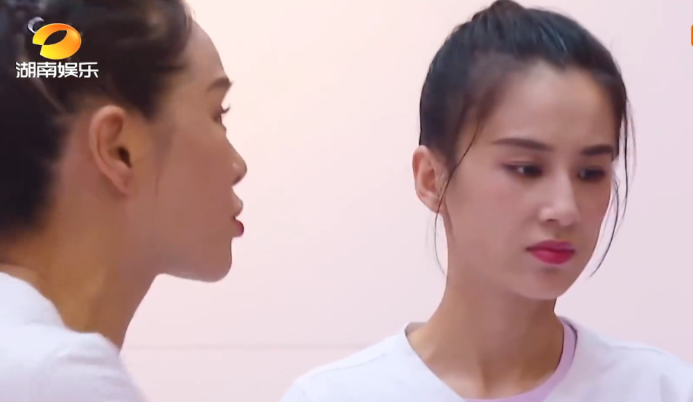 乘风破浪的姐姐|《乘风破浪的姐姐》从一公到四公，张萌黄圣依一直在一个组！