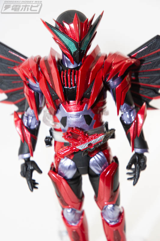 假面骑士01燃烧猎鹰shf细节公开背后的翅膀如同利刃惹人瞩目