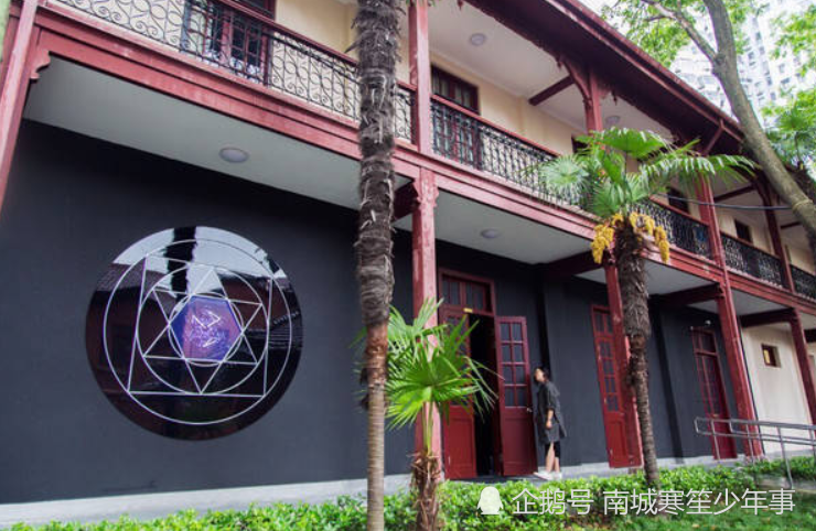 上海有一家"死亡体验馆",花几百块就能体验,能否真让人释怀?