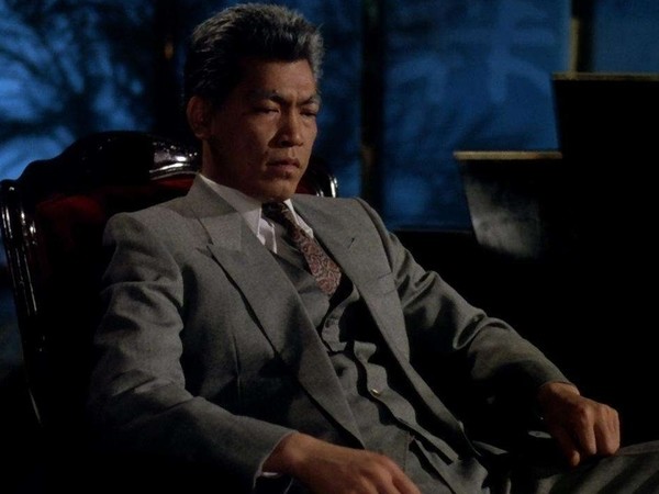 "大傻"成奎安,面恶心善,两肋插刀,投身公益,为何晚年很凄惨_腾讯新闻